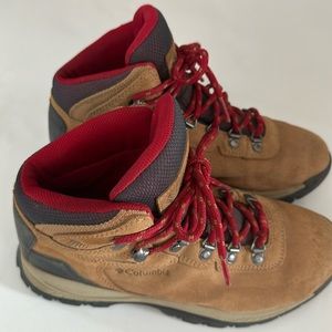 Columbia Hiking Boots